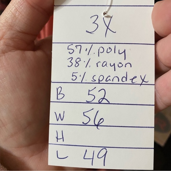 692 ❤️ Ash Gray Plus Size Sleeveless Tiered Midi Dress - Picture 6 of 6